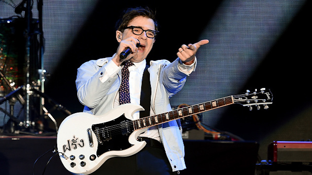 Weezer Respond to Tweets Requesting They Cover Toto's "Africa" by Covering Toto's Less-Popular "Rosanna"