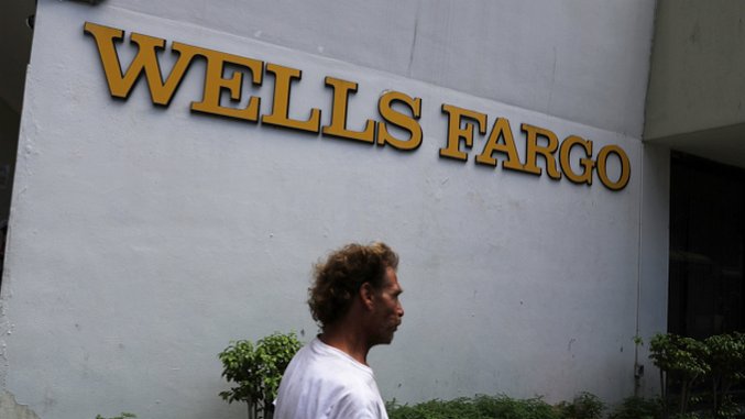 Wells Fargo is America's Stagecoach Robber&#8212;Believe Me, I Worked There