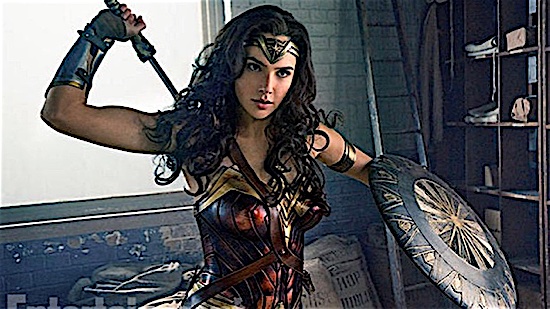 Wonder-woman-best-superhero-movies.jpg