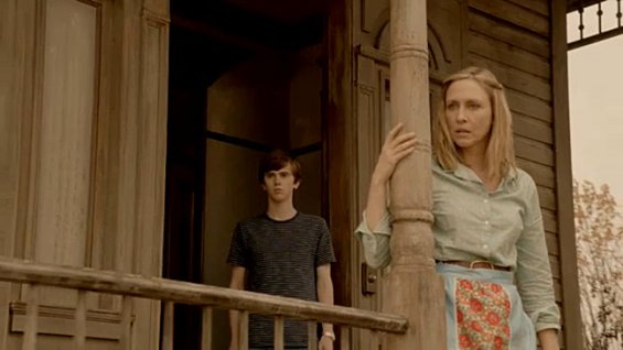<i>Bates Motel</i> Review: "First You Dream, Then You Die" (Episode 1.01)