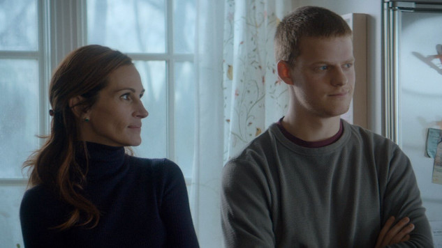 Julia Roberts And Lucas Hedges Reconnect In Moving Ben Is Back Teaser 0218