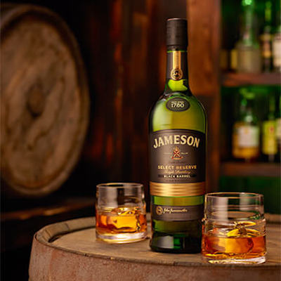 Jameson 12 Year Old Special Reserve Blended Irish Whiskey, County Cork,  Ireland. Production stopped. –