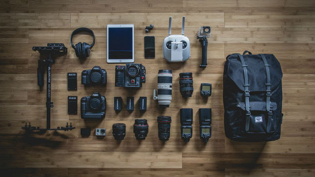 The 6 Essential Things Every Amateur Photographer Needs to Get Started