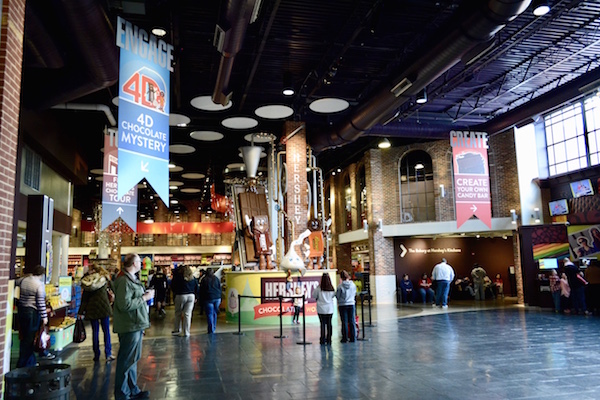 chocolate world interior.jpg