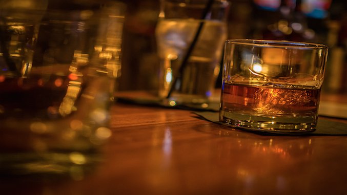 7 Drinks to Pair with Comedy Specials