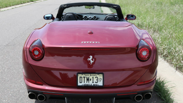The 2016 Ferrari California T is a Hungry Wolf Waiting for Meat