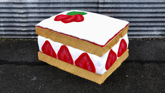 This Artist Brings Life to Abandoned Mattresses by Turning Them into Sculptures of Food