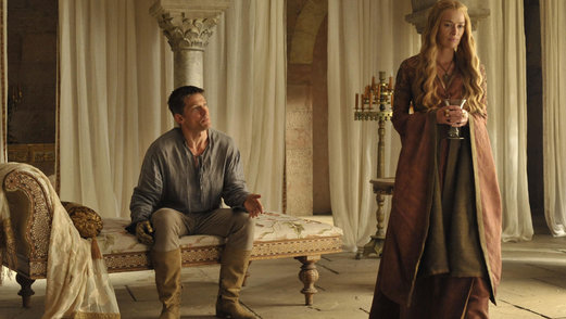 15 New <em>Game of Thrones</em> Photos, Explained By Someone Who Knows Nothing About the Show