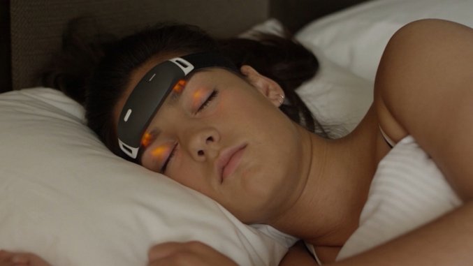 This Headband Wants to Help the World Experience Lucid Dreams