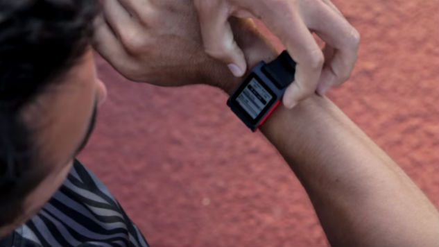 5 Reasons I Hope Fitbit Doesn&#8217;t Buy Pebble