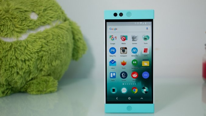 Nextbit Robin Review: Head in the Clouds