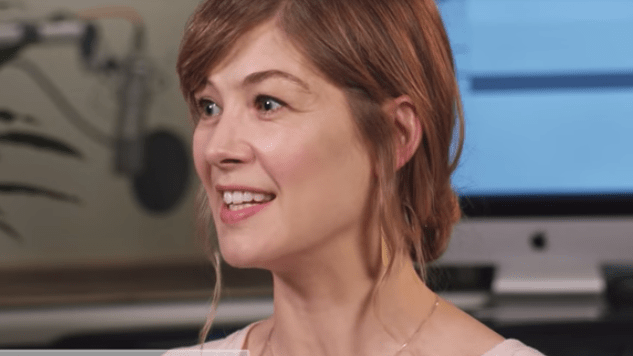 Rosamund Pike bob