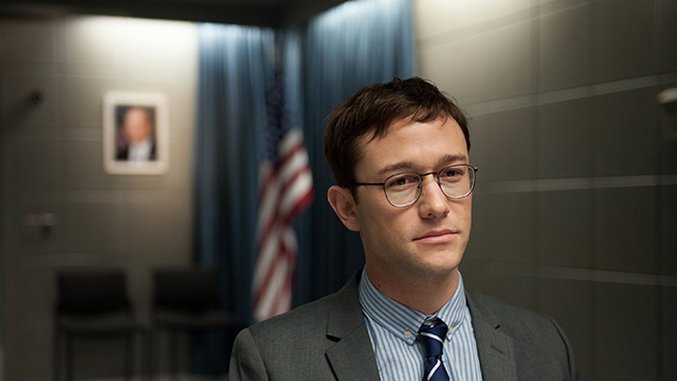 <i>Snowden</i>