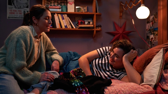 An Ode to Jessie and Kate: The Chaotic Friendship Representation of <i>Starstruck</i>