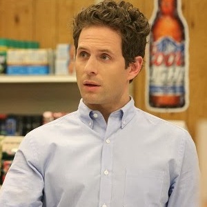 <em>It's Always Sunny in Philadelphia</em> Review: "The Gang Saves the Day" (Episode 9.06)