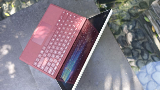 Surface Pro (2017) Review: The Gold Standard for Detachables