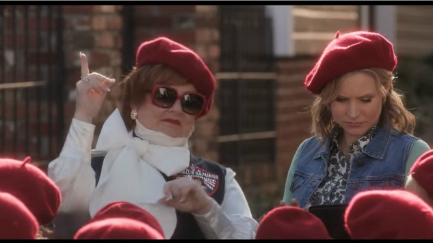 Watch Melissa McCarthy Instigate a Girl Scout Revolution in The Boss Trailer - Paste