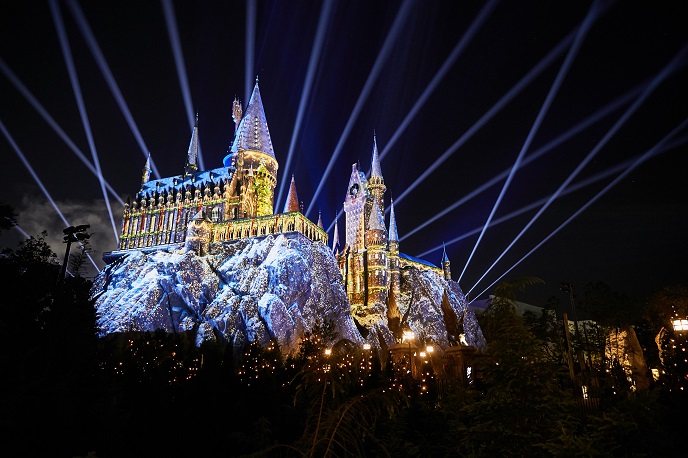 universal hogwats castle.jpg