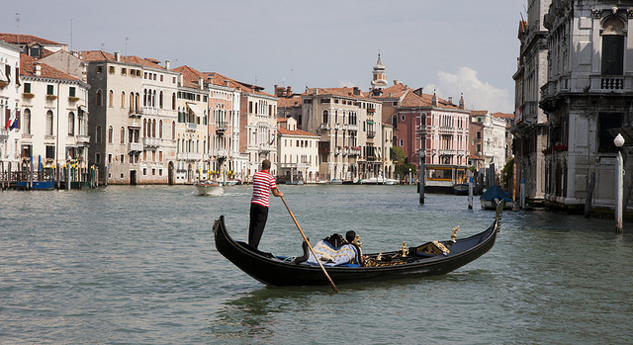 venice_gondola_nathan_rupert.jpg