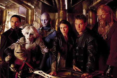 08-Motliest-crews-Farscape.jpg