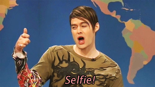 Selfie-GIF-Saturday-Night-Live.gif