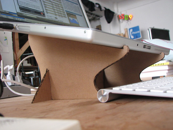 Thinkverse-Laptop-Stand.jpg