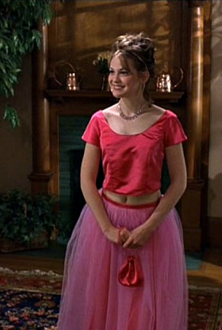 The 11 Most Iconic  Outfits From Your Fave Chick Flicks 