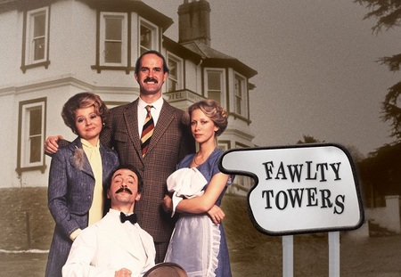 tv fawlty towers.jpg