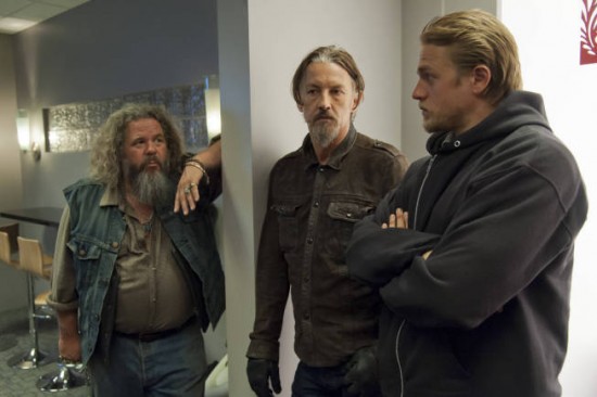 <i>Sons of Anarchy</i> Review: "Authority Vested" (Episode 5.02)