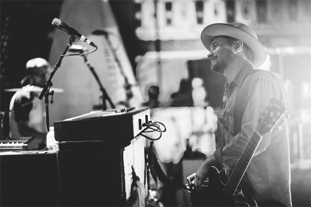 A Day in the Life: Needtobreathe :: Music :: Galleries :: Paste
