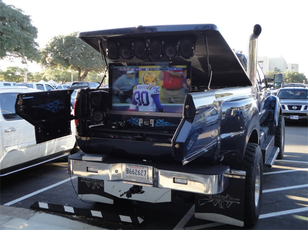 Best Tailgating Vehicles Ever :: Drink :: Galleries :: Paste