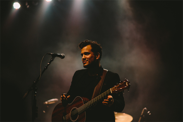 View Behind-The-Scenes Photos of JOHNNYSWIM & Stream New Song ...